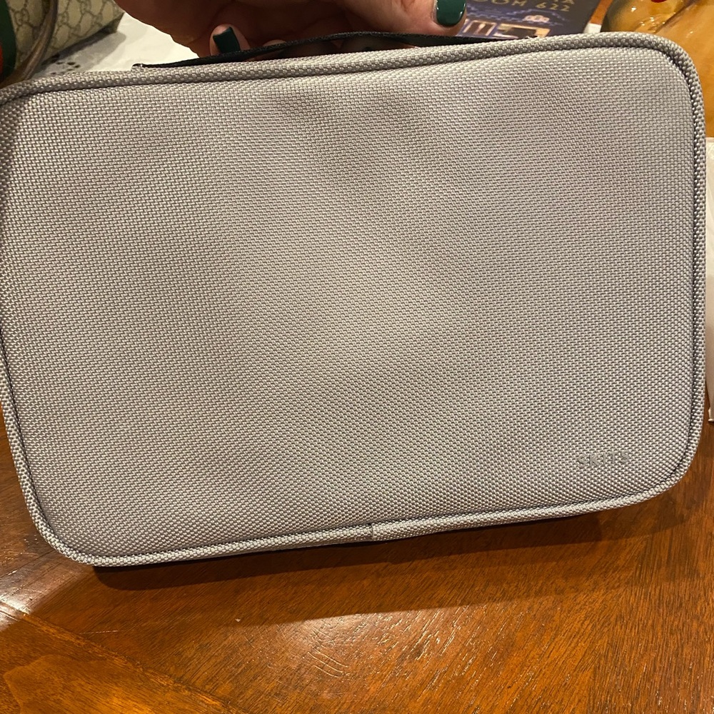 Skits genius case travel case tech case